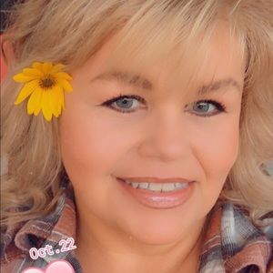 Meet your Posher, Sherry